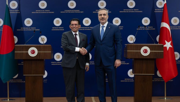 Dışişleri Bakanı Fidan, New York’ta BM Genel Kurul Başkanı Rahman ile görüştü