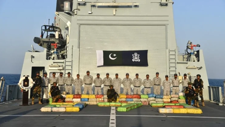 Pakistan donanması, Umman Denizi’nde 750 milyon dolarlık uyuşturucu ele geçirdi