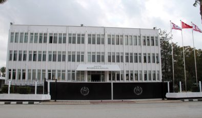 Girne açıklarındaki gemi batığı çevresinde iki naaşa ulaşıldı