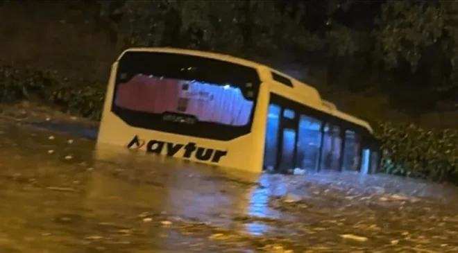 İstanbul’da 115 Yıllık Kayıtlardaki En Yüksek Üçüncü Günlük Yağış Ölçüldü